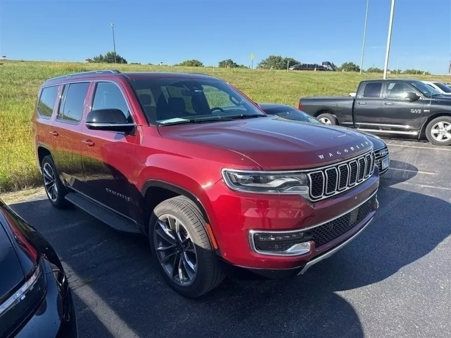 2024 Jeep Wagoneer Series II photo 1