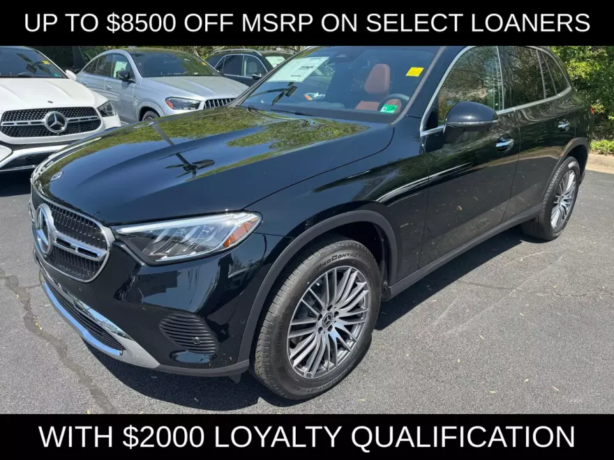 2025 Mercedes Benz GLC 300 4MATIC photo 1