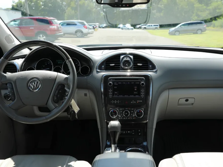 2017 Buick Enclave Premium photo 1