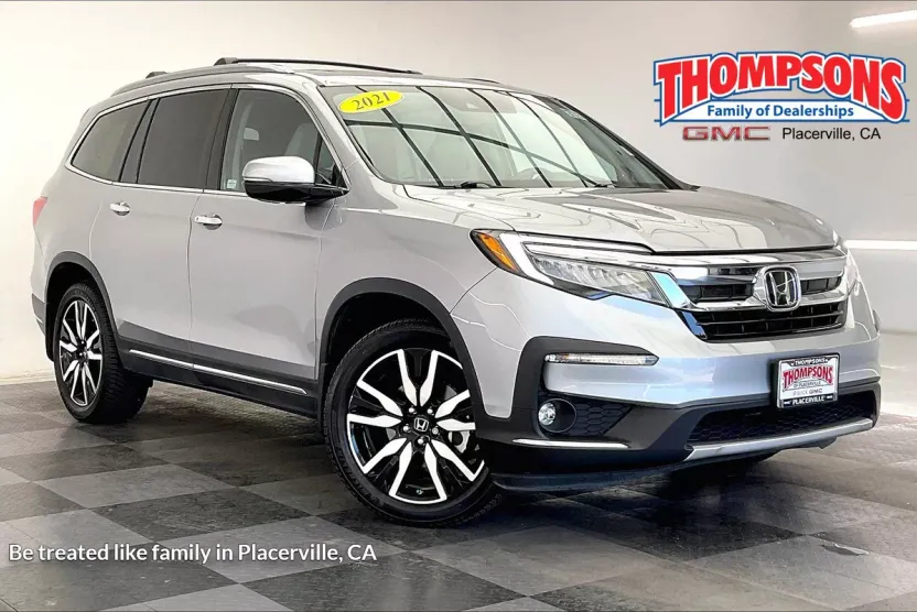 2021 Honda Pilot Touring photo 1