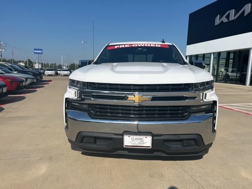 2021 Chevrolet Silverado 1500 photo 1