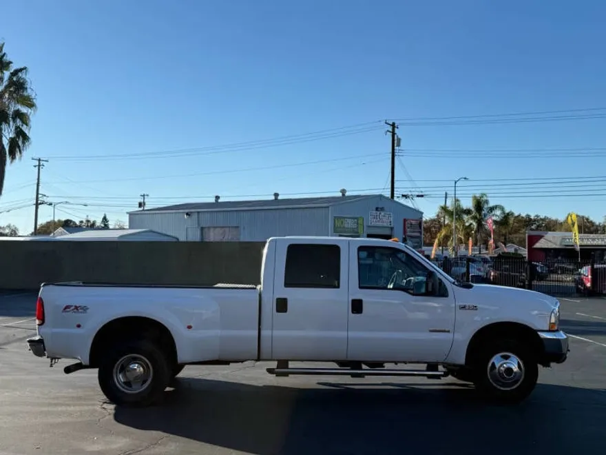 2004 Ford F-350 photo 1
