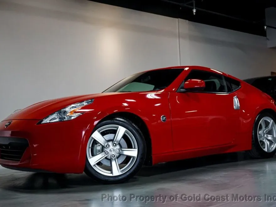 2010 Nissan 370Z Touring photo 1