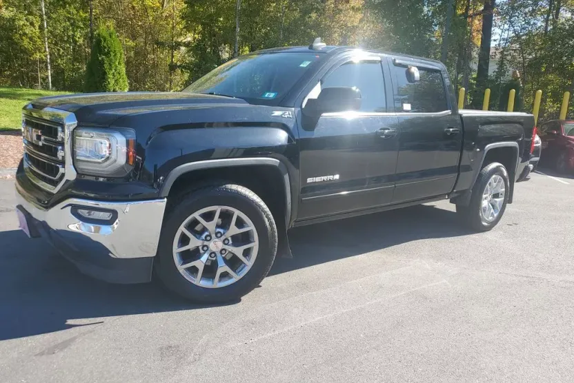 2018 Gmc Sierra 1500 SLE photo 1