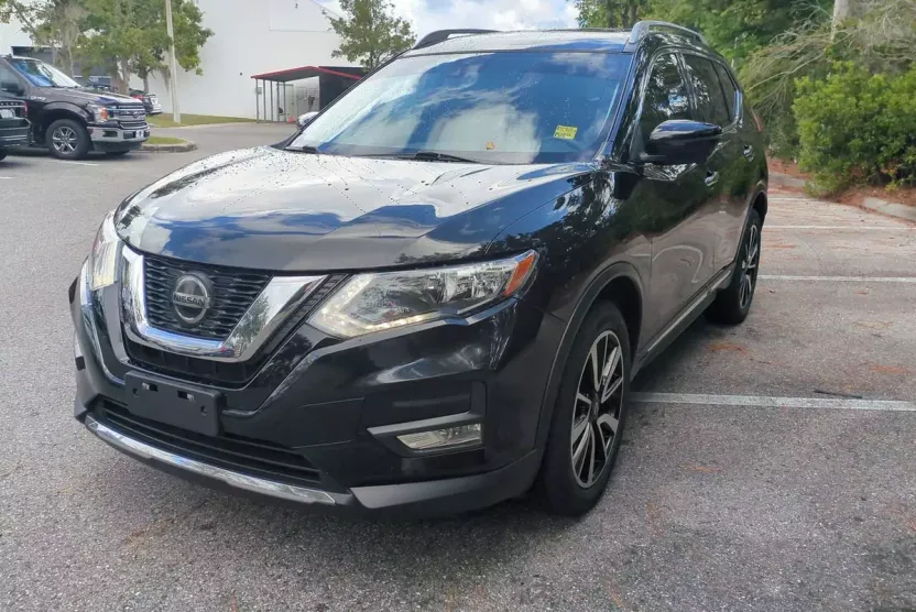 2019 Nissan Rogue SL photo 1