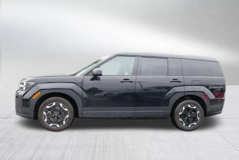 2024 Hyundai Santa Fe SE photo 1