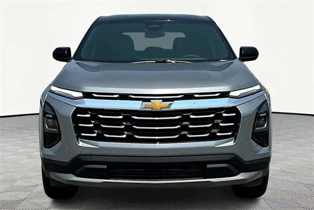 2026 Chevrolet Equinox LT photo 1