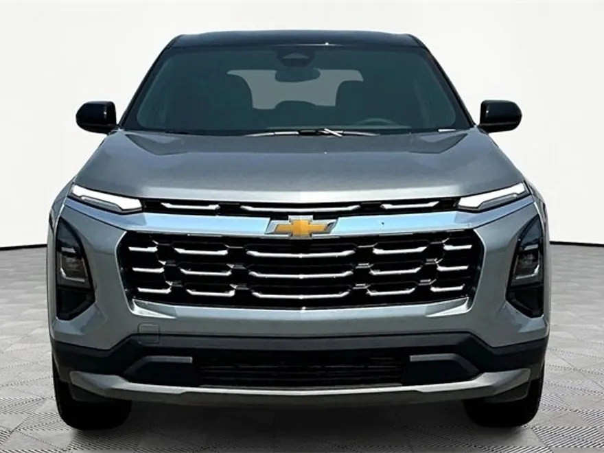 2026 Chevrolet Equinox LT photo 1