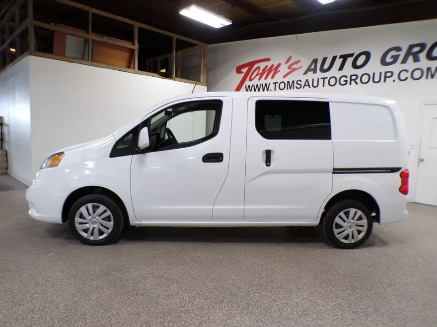 2021 Nissan NV200 SV photo 1