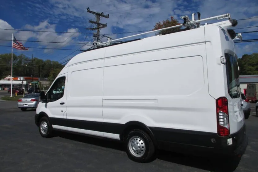 2022 Ford Transit Cargo Van photo 1
