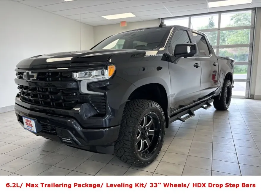 2024 Chevrolet Silverado 1500 RST photo 1