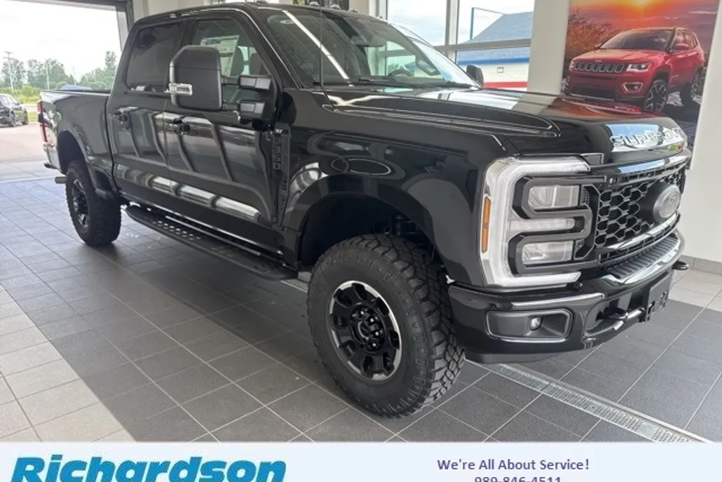 2025 Ford F-350 XLT photo 1