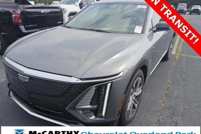2023 Cadillac Lyriq Luxury photo 1