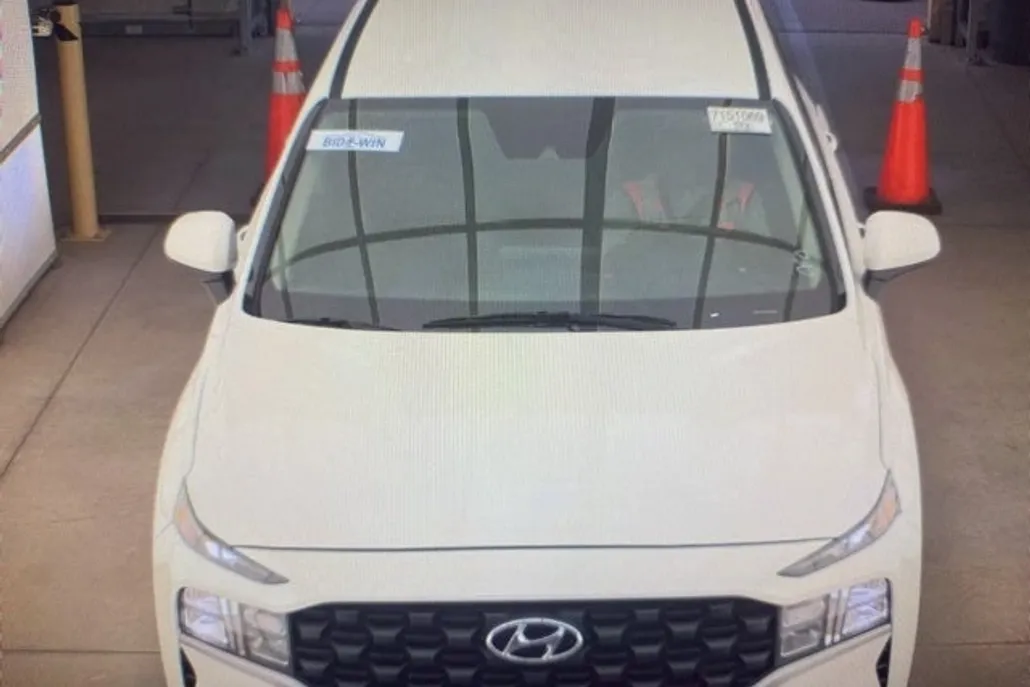 2023 Hyundai Santa Fe SE photo 1