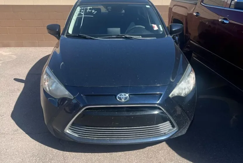 2018 Toyota Yaris iA Base photo 1