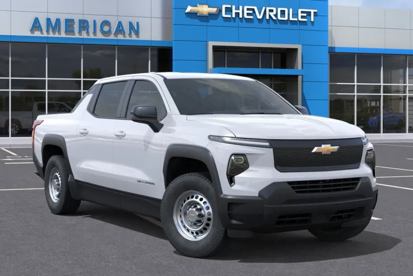 2026 Chevrolet Silverado EV photo 1