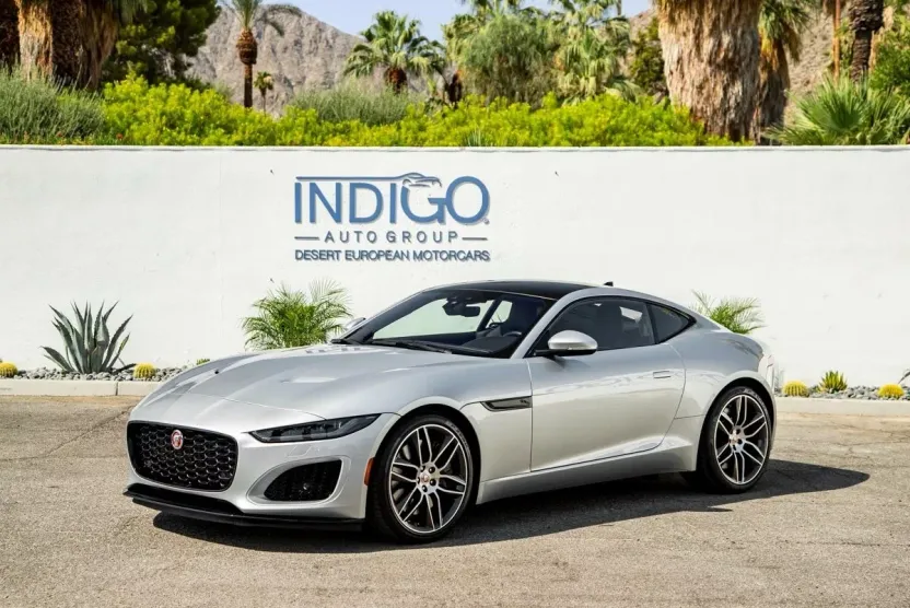 2022 Jaguar F-TYPE P450 photo 1