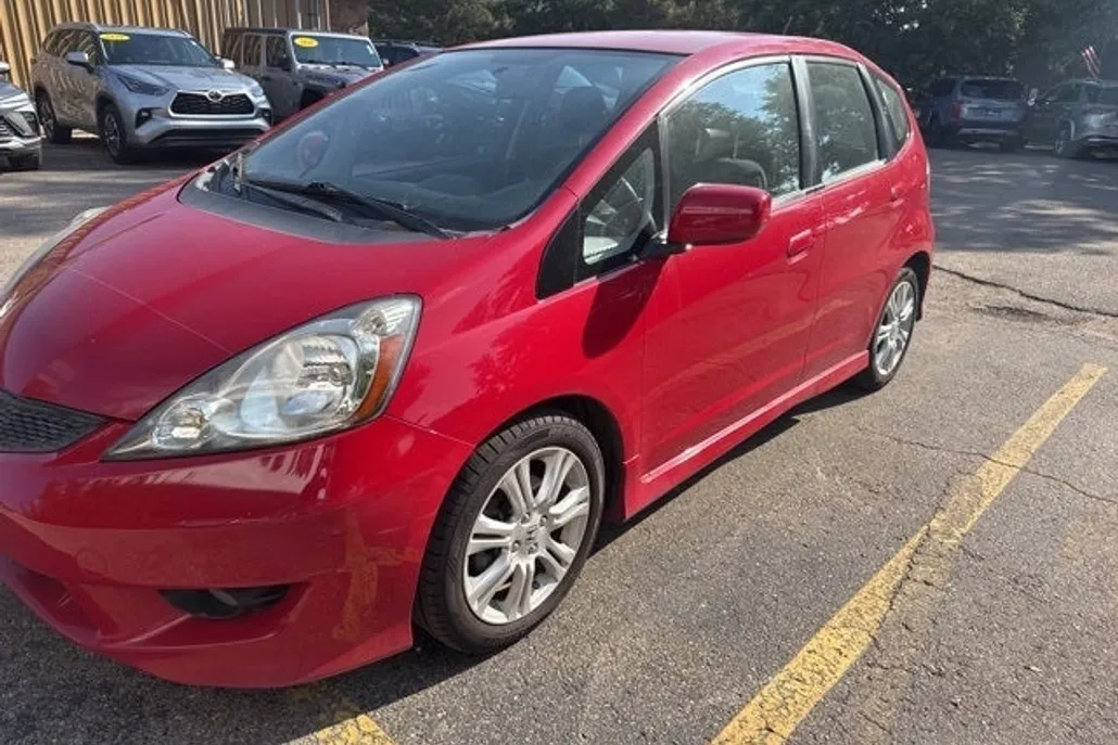 2010 Honda Fit Sport photo 1