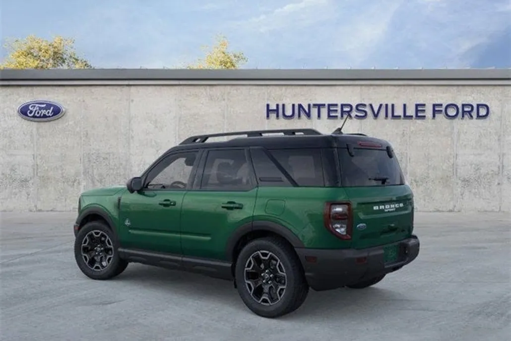 2025 Ford Bronco Sport Outer Banks photo 1