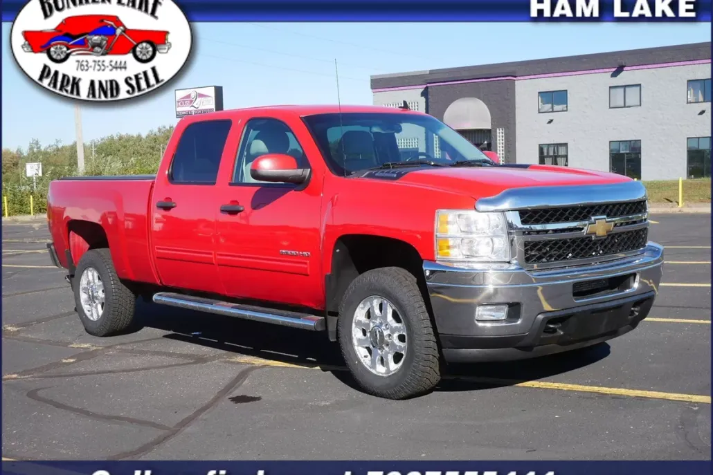 2011 Chevrolet Silverado 2500HD LT photo 1