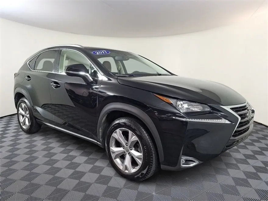 2017 Lexus NX 200t Luxury photo 1