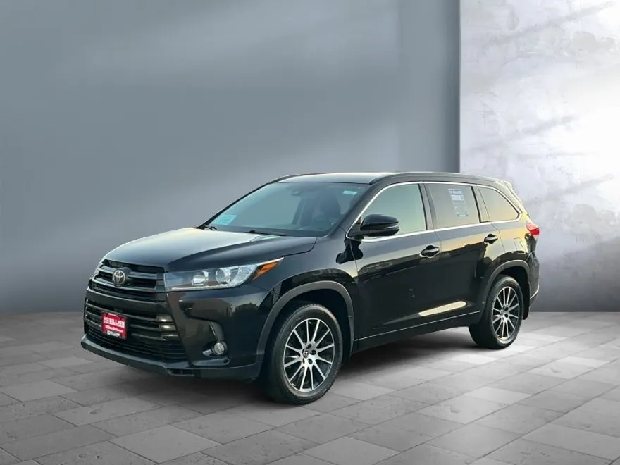 2018 Toyota Highlander SE photo 1