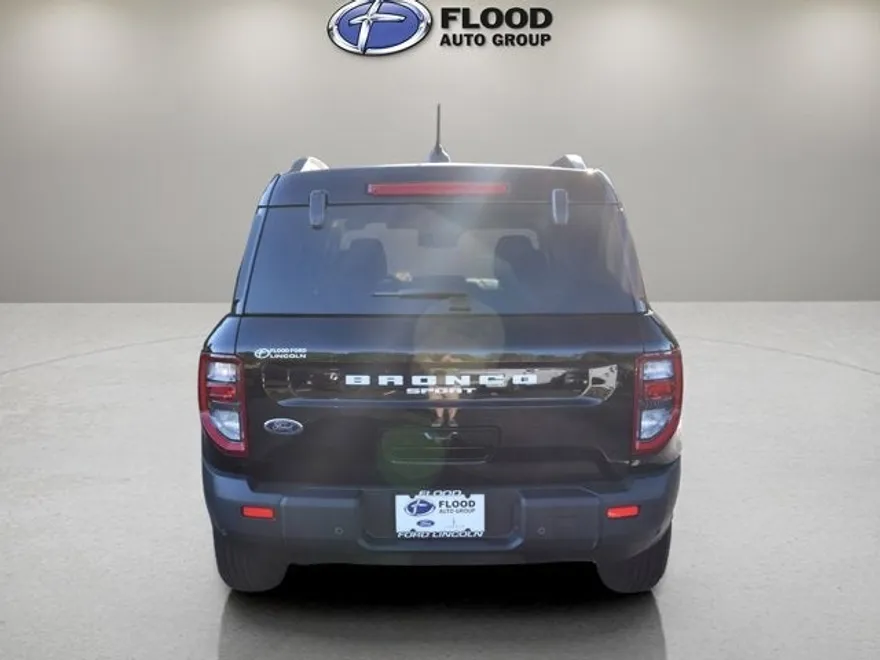 2025 Ford Bronco Sport Outer Banks photo 1