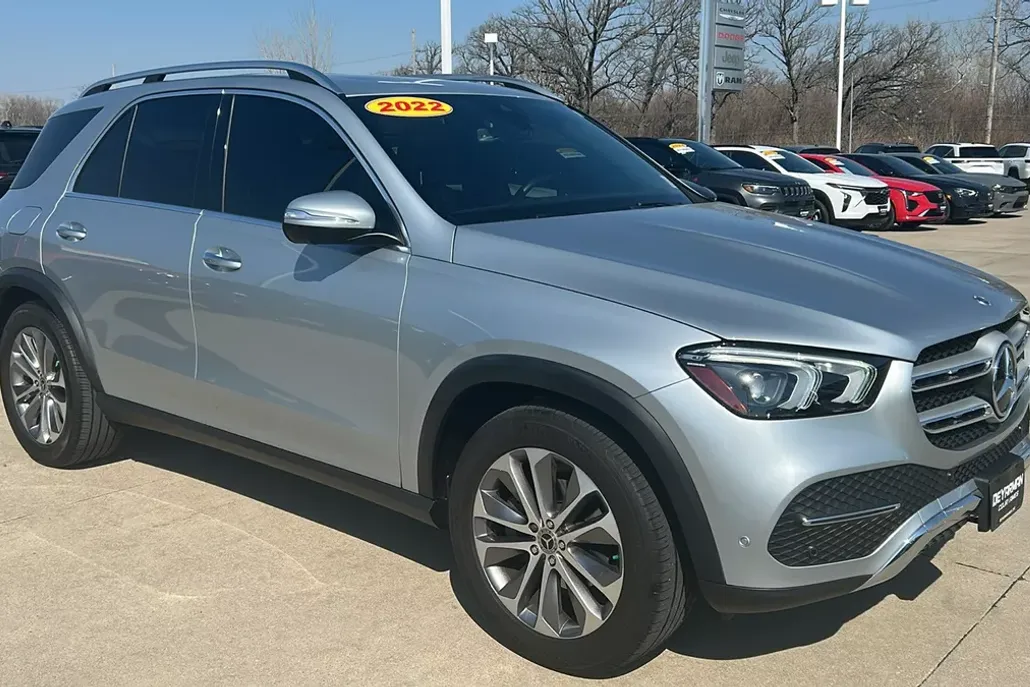 2022 Mercedes Benz GLE 350 4MATIC photo 1