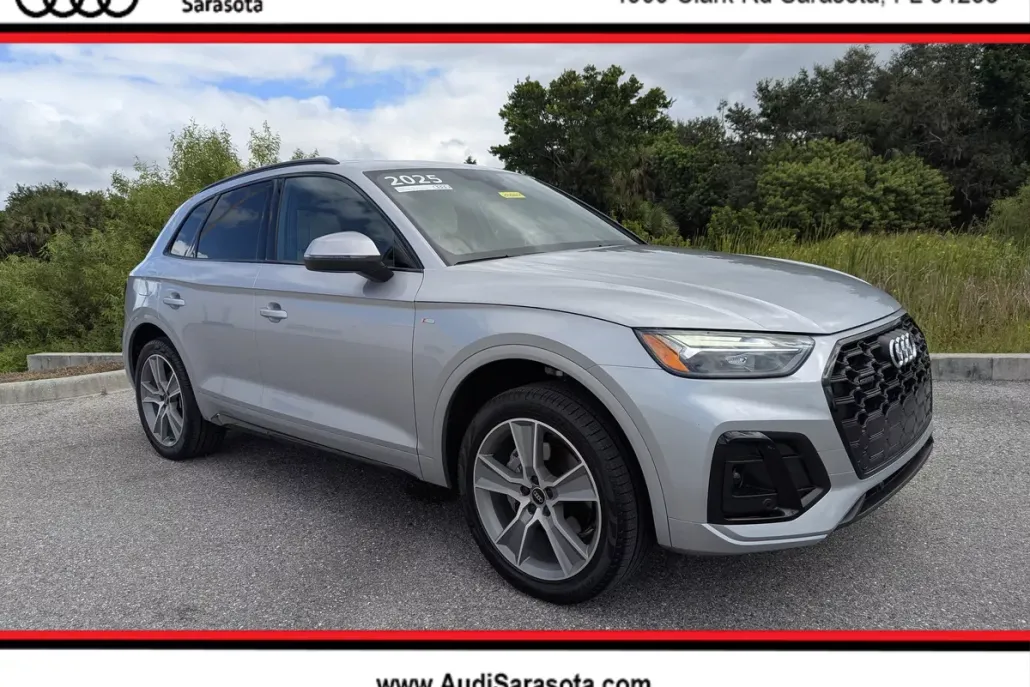 2025 Audi Q5 S line Premium photo 1