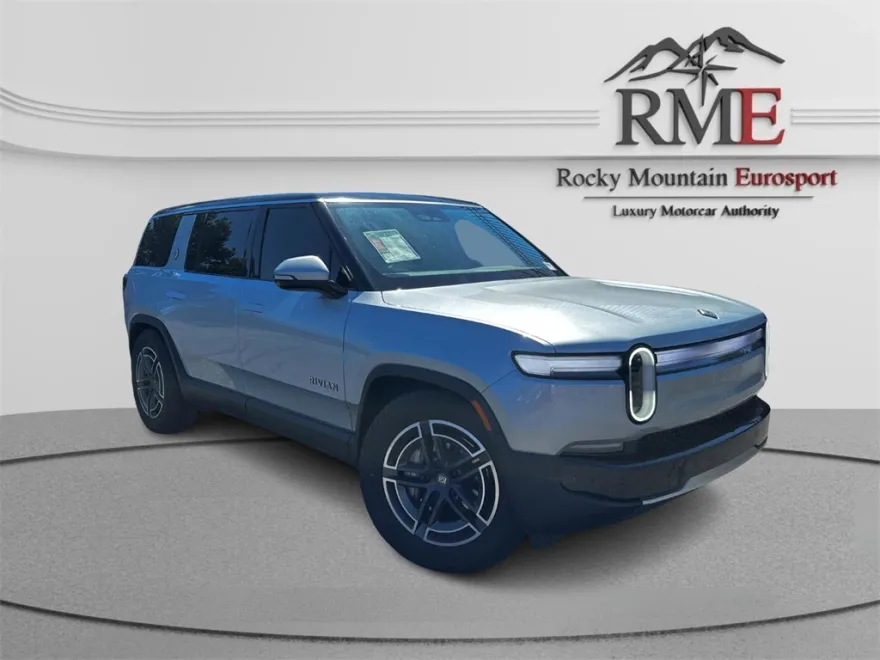 2025 Rivian R1S Adventure photo 1