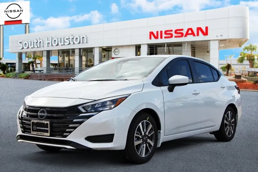 2025 Nissan Versa 1.6 SV photo 1