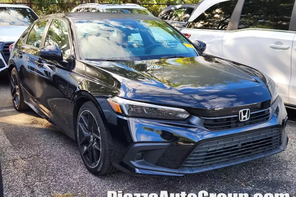2023 Honda Civic Sport photo 1