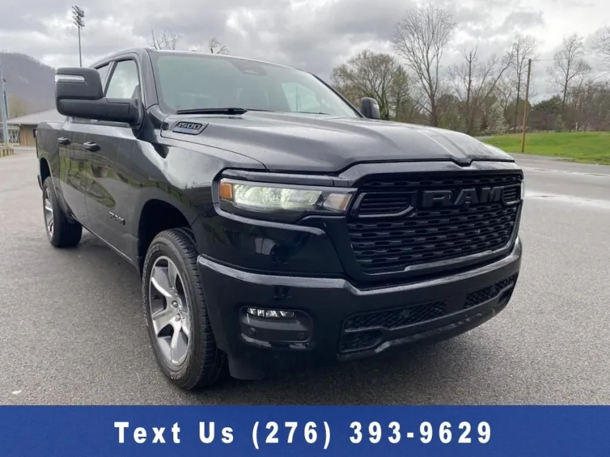 2025 Ram 1500 Tradesman photo 1