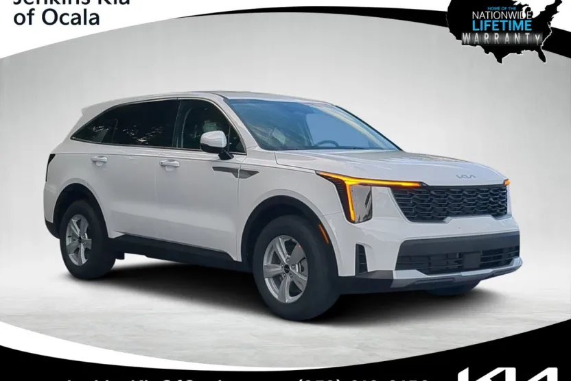 2026 Kia Sorento LX photo 1