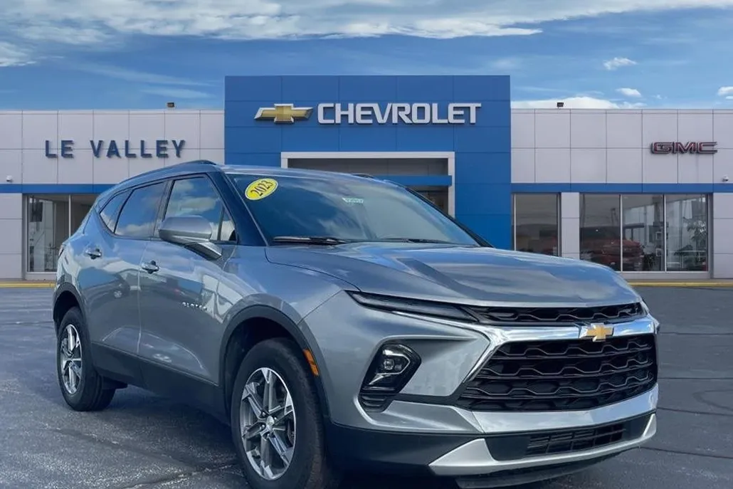 2023 Chevrolet Blazer 2LT photo 1
