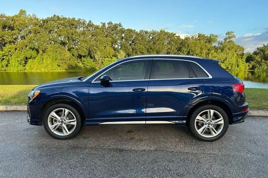 2021 Audi Q3 Premium S line photo 1
