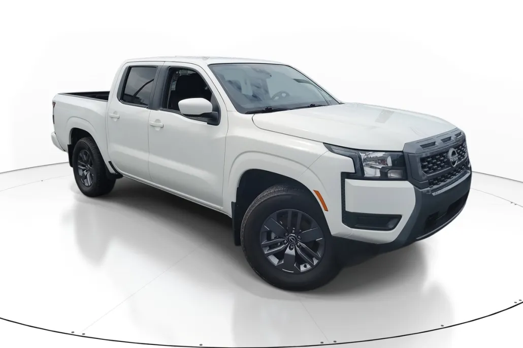 2025 Nissan Frontier SV photo 1