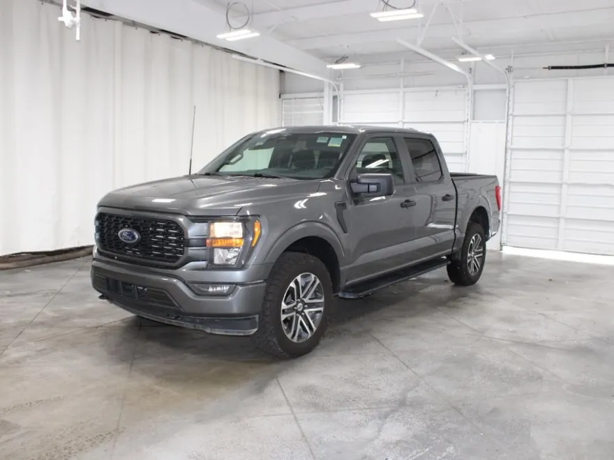 2023 Ford F-150 XL photo 1