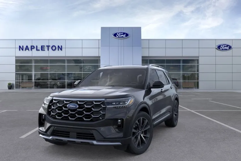 2025 Ford Explorer Platinum photo 1