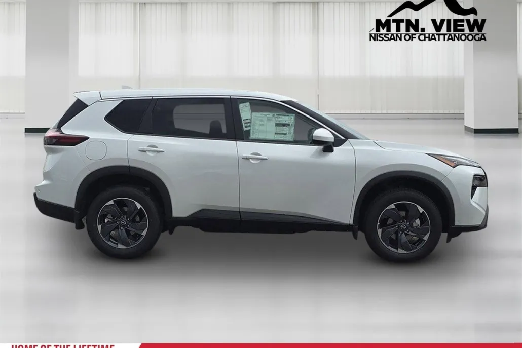 2025 Nissan Rogue SV photo 1