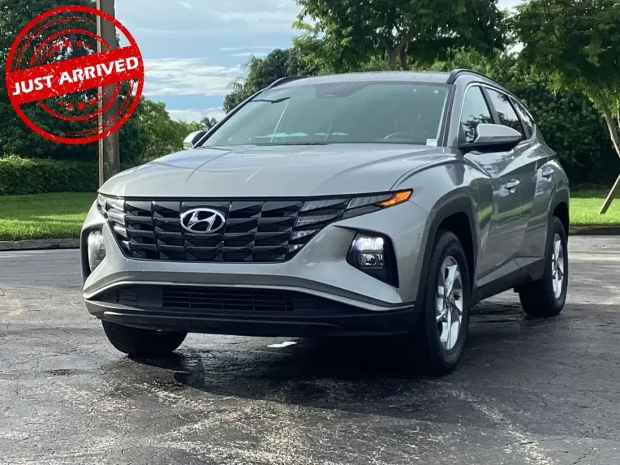 2022 Hyundai Tucson SEL photo 1