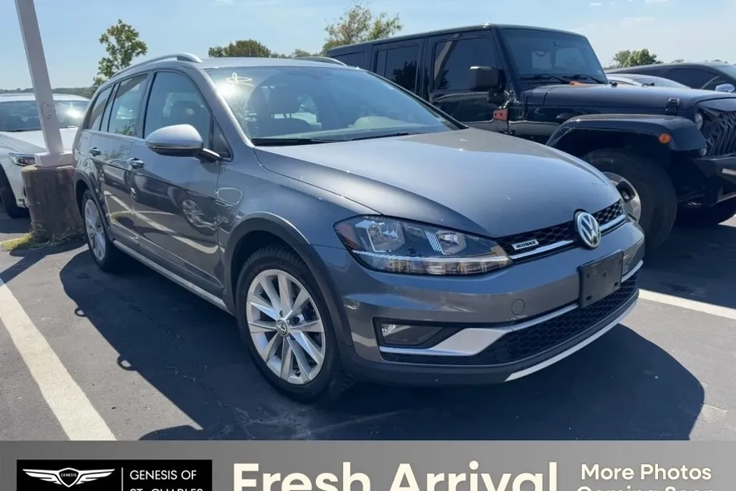 2019 Volkswagen Golf Alltrack TSI SE photo 1