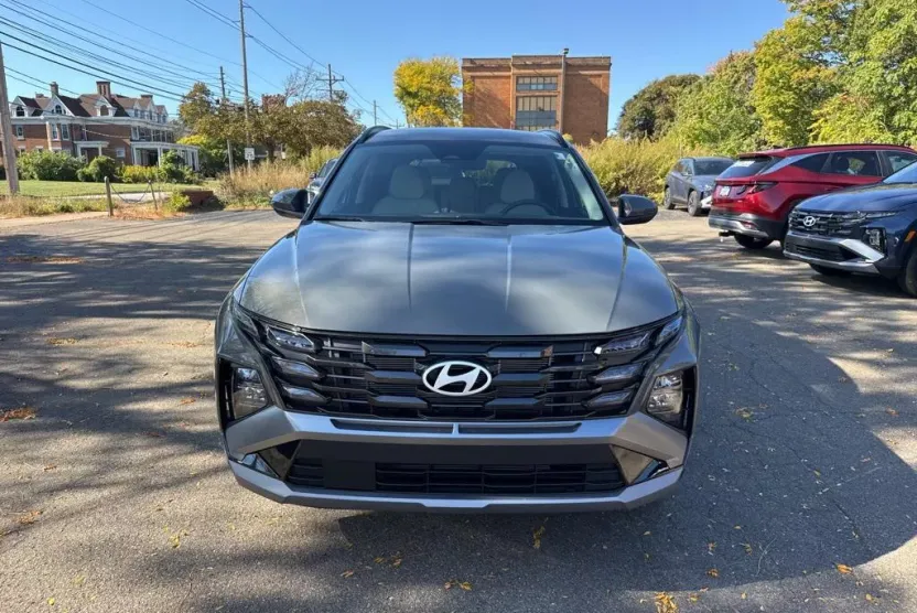 2026 Hyundai Tucson SEL photo 1