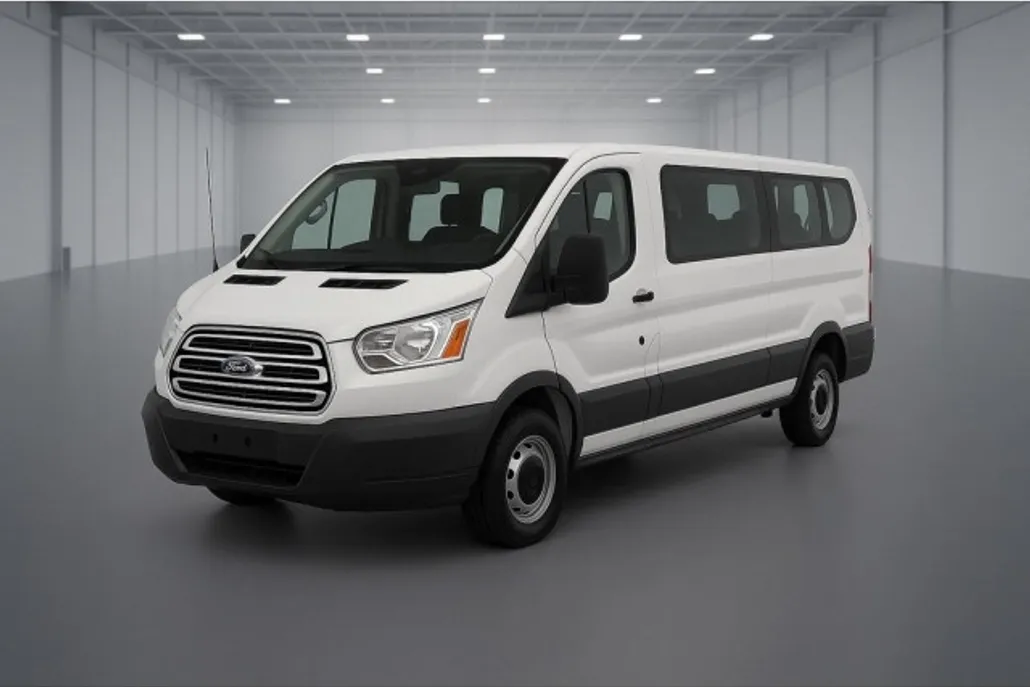 2016 Ford Transit XLT photo 1