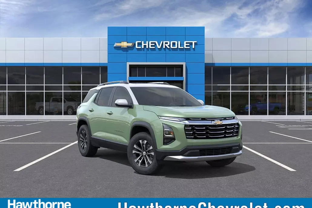2026 Chevrolet Equinox LT photo 1