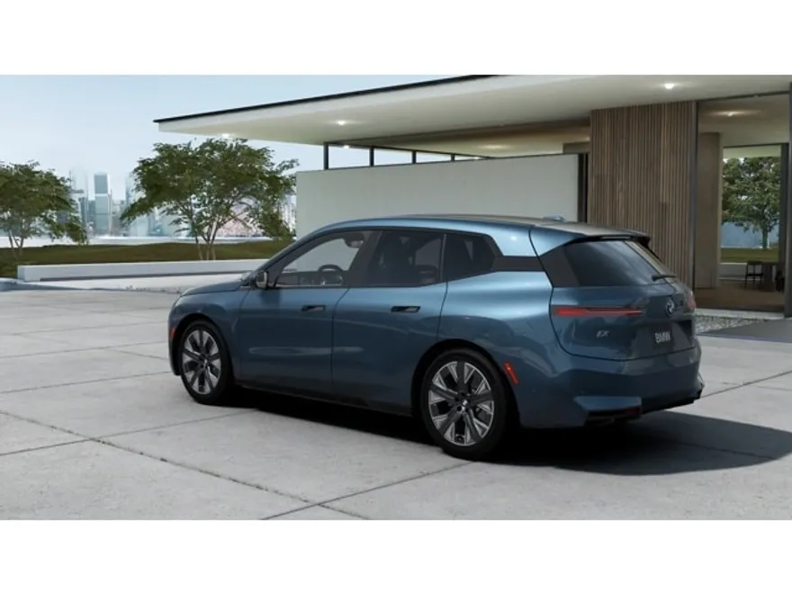2026 Bmw iX photo 1
