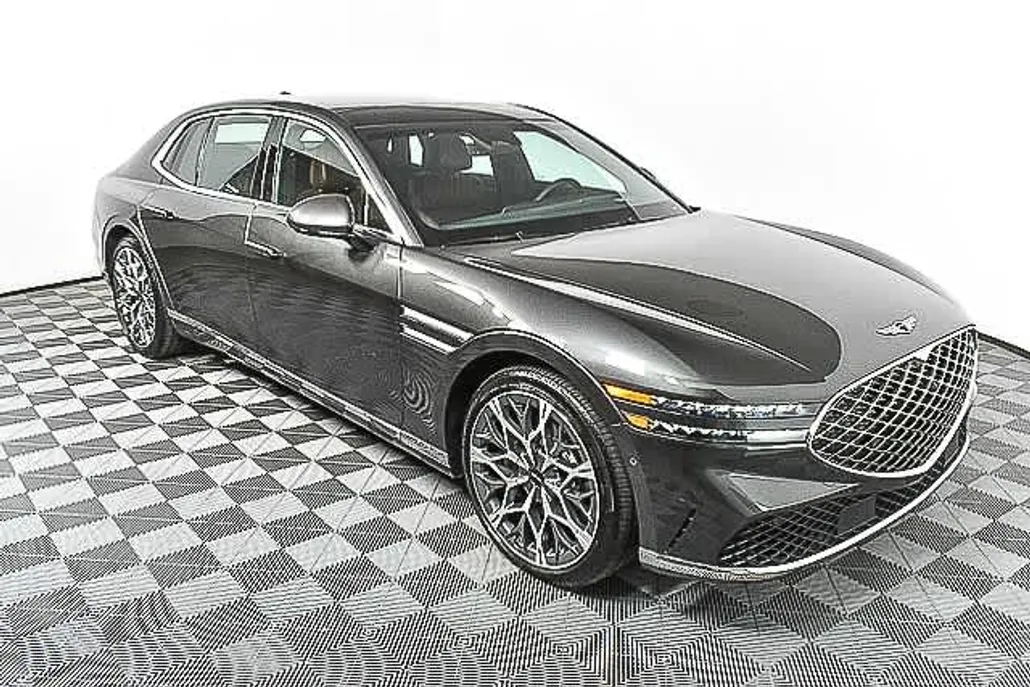 2025 Genesis G90 3.5T E-Supercharger photo 1