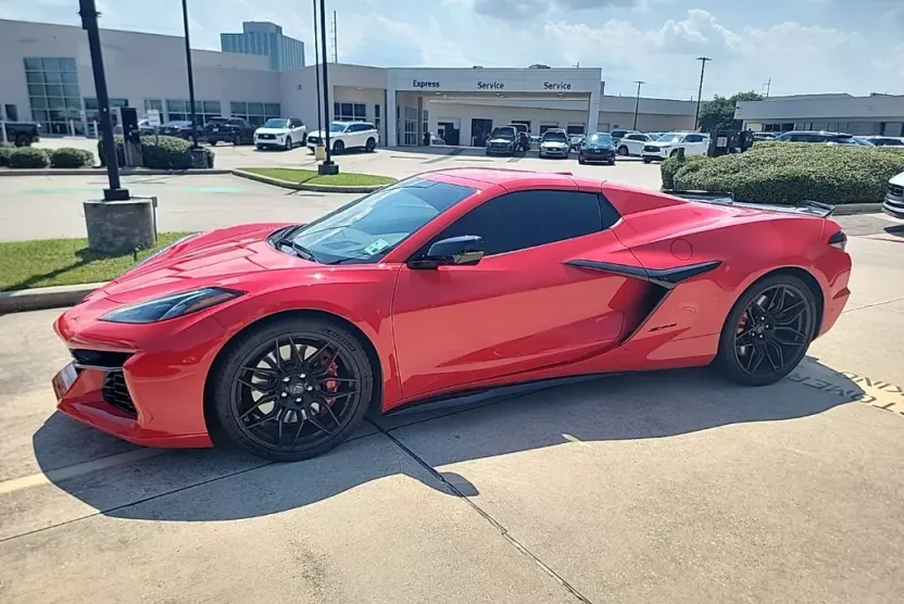 2023 Chevrolet Corvette Z06 3LZ photo 1