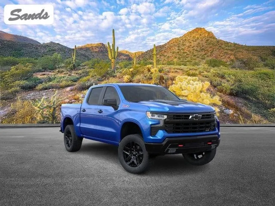2026 Chevrolet Silverado 1500 LT photo 1