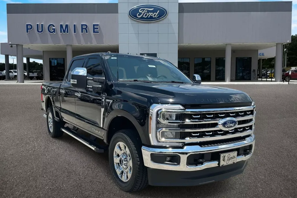 2025 Ford F-250 Lariat photo 1